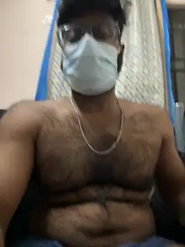 Snapshot of DJLOVE280825 chatting on January 9, 12:24 am DJLOVE280825 online show from January 9, 12:24 am