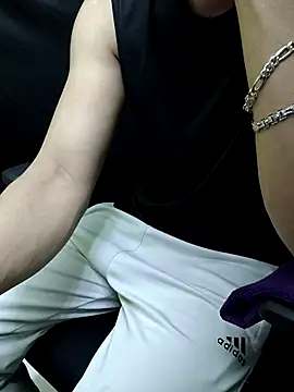 chocolate alone online show from November 11, 7:19 am