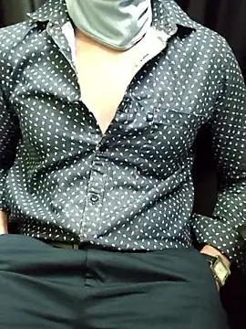 Snapshot of chocolate_alone chatting on February 6, 7:23 am chocolate alone online show from February 6, 7:23 am