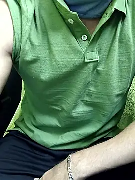 Snapshot of chocolate_alone chatting on February 22, 7:51 am chocolate alone online show from February 22, 7:51 am