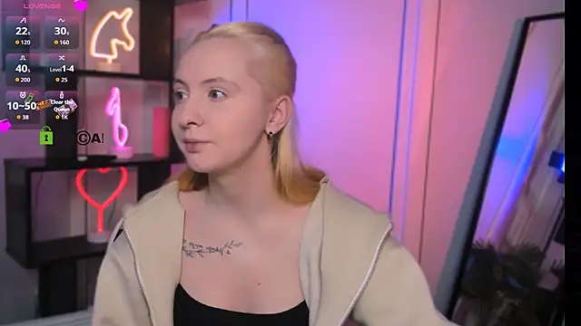 mila glow1 online show from December 14, 7:29 pm