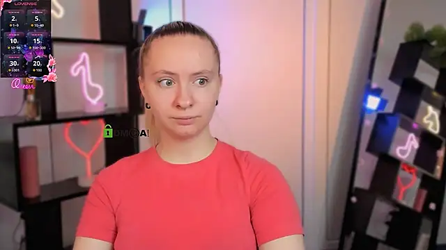 mila glow1 online show from March 4, 12:44 pm