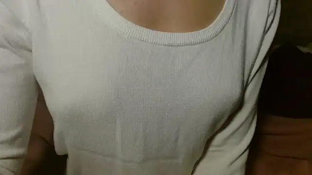 Snapshot of LorraineOSun chatting on April 30, 8:26 pm LorraineOSun online show from April 30, 8:26 pm