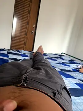 Snapshot of 1995Pk chatting on October 28, 6:39 am 1995Pk online show from October 28, 6:39 am