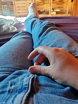 Horny mummy online show from April 14, 2:45 pm