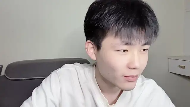 xiaoyang5200 online show from November 2, 1:35 pm