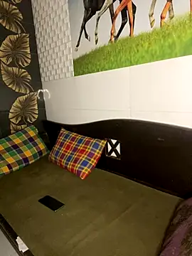 SIZZLER 1100 online show from September 25, 9:40 pm