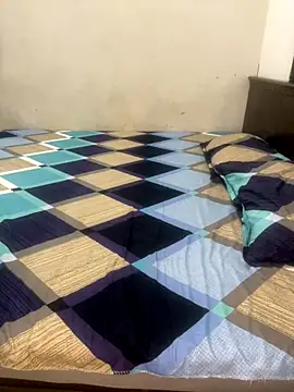 SIZZLER 1100 online show from October 12, 7:35 pm