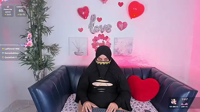 samanee konn online show from September 20, 7:04 pm