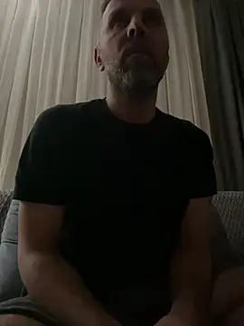Snapshot of scarpion221017 chatting on May 22, 9:53 pm scarpion221017 online show from May 22, 9:53 pm