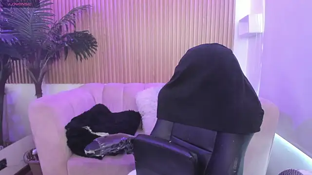 Jenny Wolridge  online show from October 30, 7:47 pm