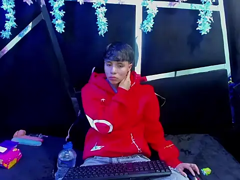 Snapshot of Bruno_Cruzz chatting on September 13, 3:06 am Bruno Cruzz online show from September 13, 3:06 am