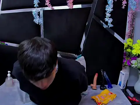 Snapshot of Bruno_Cruzz chatting on February 5, 2:49 am Bruno Cruzz online show from February 5, 2:49 am