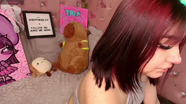 sophiievv online show from October 24, 7:54 pm