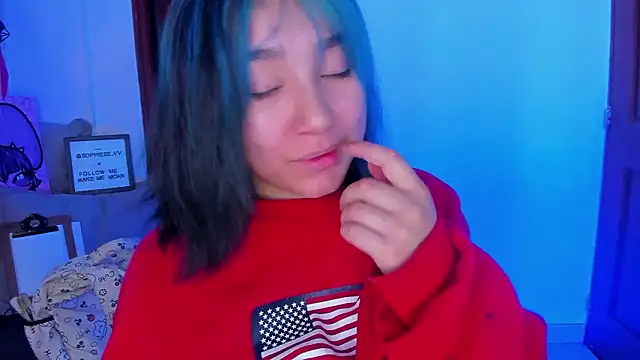 Snapshot of sophiievv chatting on February 16, 6:48 pm sophiievv online show from February 16, 6:48 pm