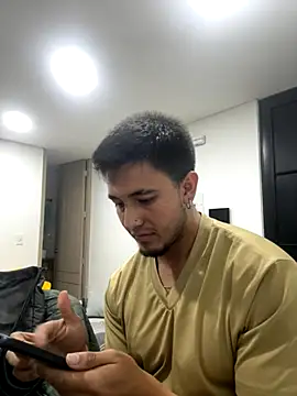 Snapshot of JeanLust chatting on October 15, 1:50 am JeanLust online show from October 15, 1:50 am