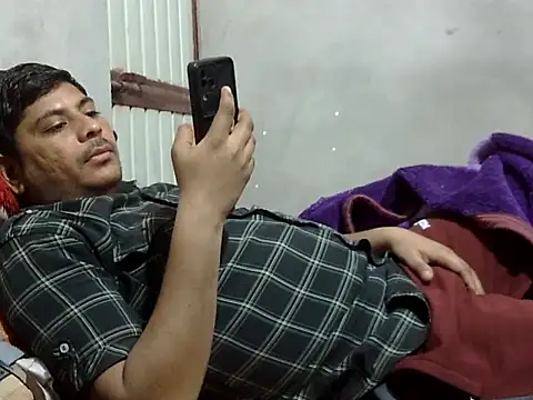 Ajmersingh335512 online show from February 15, 3:42 pm