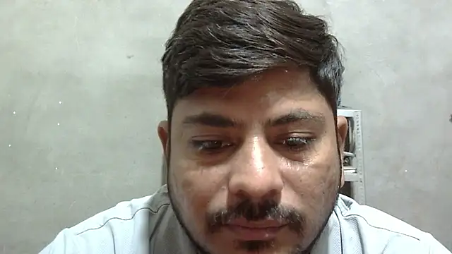 Snapshot of Ajmersingh335512 chatting on May 22, 3:39 pm Ajmersingh335512 online show from May 22, 3:39 pm