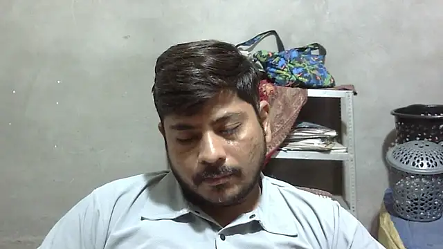 Snapshot of Ajmersingh335512 chatting on May 29, 4:16 pm Ajmersingh335512 online show from May 29, 4:16 pm