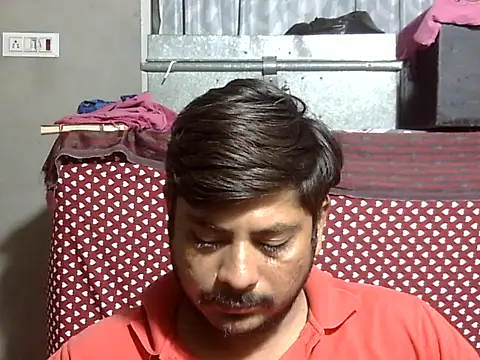 Snapshot of Ajmersingh335512 chatting on June 28, 1:50 pm Ajmersingh335512 online show from June 28, 1:50 pm