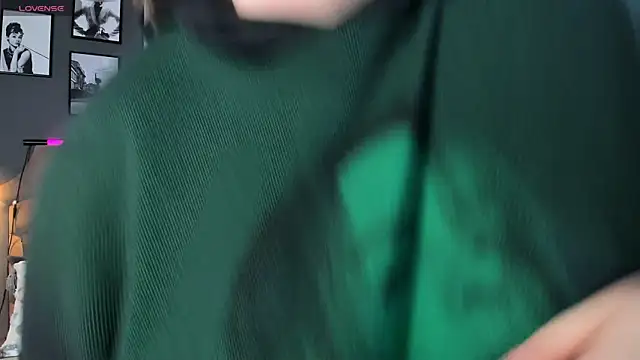 Snapshot of Alissa_S chatting on February 6, 11:54 am Alissa S online show from February 6, 11:54 am