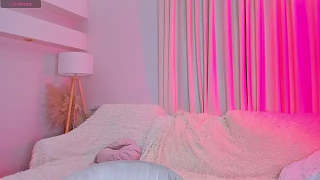 Snapshot of Alissa_S chatting on September 23, 4:10 pm Alissa S online show from September 23, 4:10 pm