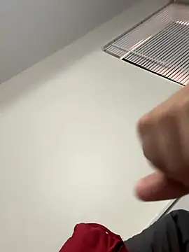 lionr0660 online show from October 3, 4:15 pm