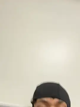 lionr0660 online show from February 7, 2:15 am