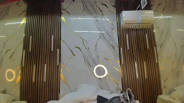 VictoriaDuart online show from March 30, 8:32 pm