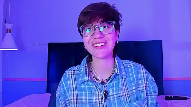 Snapshot of Tsuki_Maru chatting on February 11, 11:59 am Tsuki Maru online show from February 11, 11:59 am