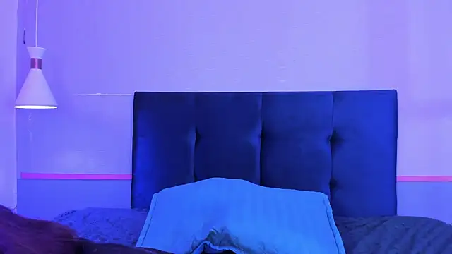 Snapshot of Tsuki_Maru chatting on February 25, 7:07 am Tsuki Maru online show from February 25, 7:07 am