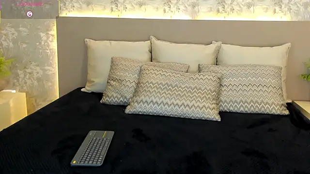 MilaGrace1 online show from September 30, 10:20 am