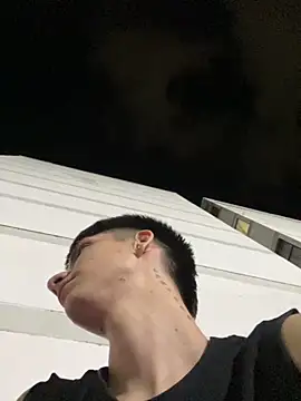 Snapshot of Luck__090 chatting on September 15, 4:34 am Luck 090 online show from September 15, 4:34 am