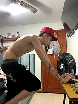 Snapshot of Luck__090 chatting on September 19, 4:36 am Luck 090 online show from September 19, 4:36 am