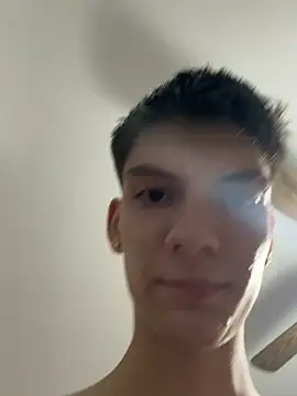 Snapshot of Luck__090 chatting on September 23, 11:19 pm Luck 090 online show from September 23, 11:19 pm