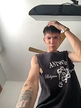 Snapshot of Luck__090 chatting on October 10, 5:01 pm Luck 090 online show from October 10, 5:01 pm