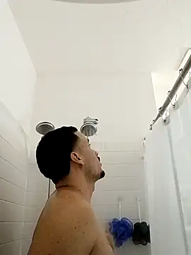 Snapshot of Jadriel23 chatting on October 8, 6:49 pm Jadriel23 online show from October 8, 6:49 pm