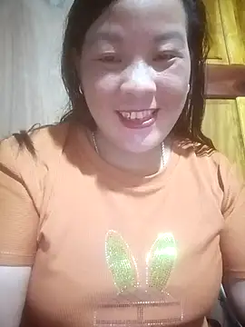 Snapshot of ningchun20 chatting on April 18, 1:37 pm ningchun20 online show from April 18, 1:37 pm