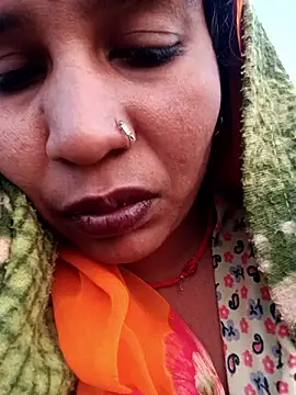 Snapshot of Hot_Seema83 chatting on November 10, 1:26 am Hot Seema83 online show from November 10, 1:26 am