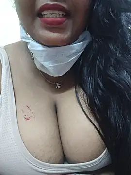 Snapshot of Tamil_Kaamini_Times chatting on November 6, 4:35 am Tamil Kaamini Times online show from November 6, 4:35 am