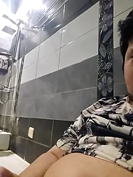 Snapshot of jedoo1213 chatting on October 30, 5:24 pm jedoo1213 online show from October 30, 5:24 pm