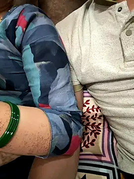 Snapshot of LustySundari chatting on October 29, 3:47 pm LustySundari online show from October 29, 3:47 pm