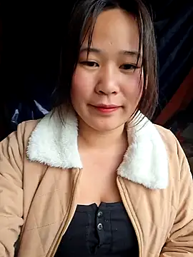 ALIENHR38 online show from February 19, 1:56 am