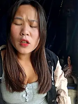 ALIENHR38 online show from February 27, 2:44 am