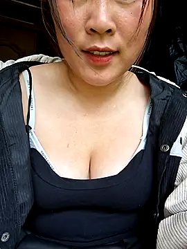 ALIENHR38 online show from June 15, 3:53 am