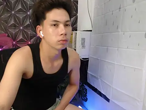 Snapshot of ursweet_jade chatting on September 19, 1:34 pm ursweet jade online show from September 19, 1:34 pm