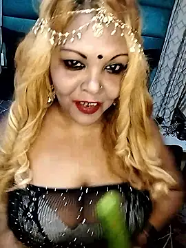 Snapshot of hemilynthomas2467 chatting on January 17, 7:28 pm hemilynthomas2467 online show from January 17, 7:28 pm