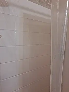 Snapshot of MRTATTWO chatting on January 13, 5:24 am MRTATTWO online show from January 13, 5:24 am