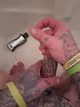 Snapshot of MRTATTWO chatting on January 15, 3:38 pm MRTATTWO online show from January 15, 3:38 pm