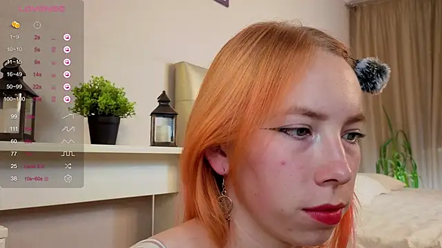 JuliannaWenger online show from September 20, 4:41 pm